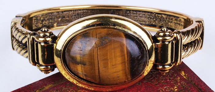 Kaplan Gözü Taşı