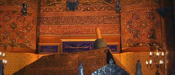 Mevlana ve Mesnevi İçin Yapılmış Bazı Yorumlar Mevlana ve Mesnevi İçin Yapılmış Bazı Yorumlar