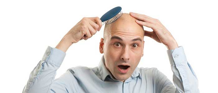 Saç Dökülmesinin Sebepleri Nelerdir?