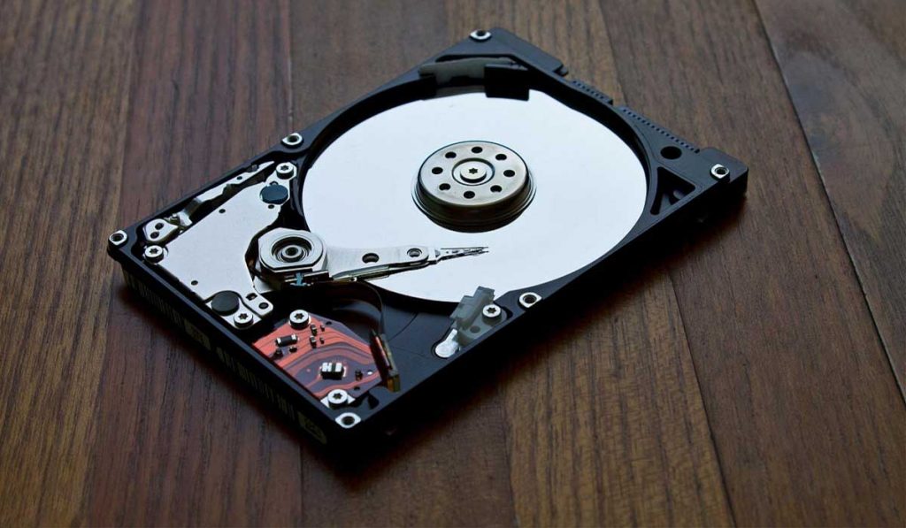 Sabit Sürücü (Harddisk) Nedir? Nasıl Çalışır? Ne İşe Yarar?