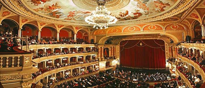 Operanın Bölümleri Nelerdir?