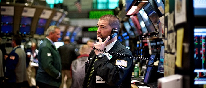 Piyasaları Dikkatle İzleyin ve Analiz Edin