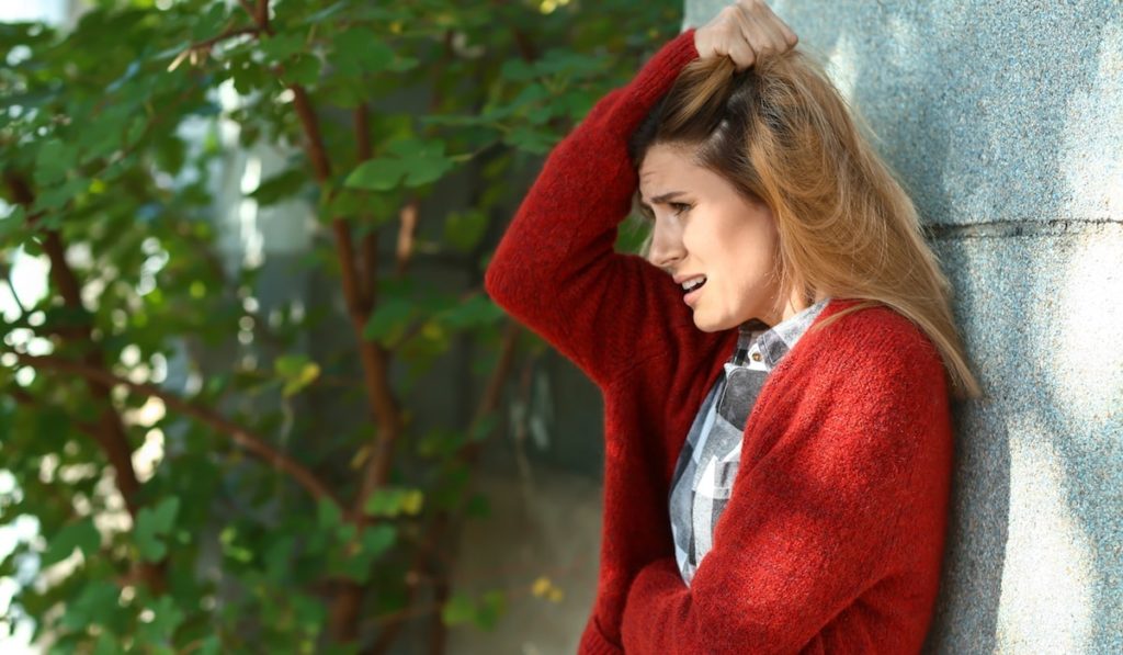 Panik Atak Nedir? Nedenleri, Belirtileri, Korunma Yolları ve Tedavisi Nedir?
