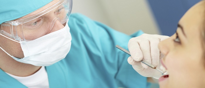 Protez Dişlerin Bakımı Nasıl Yapılmalıdır?