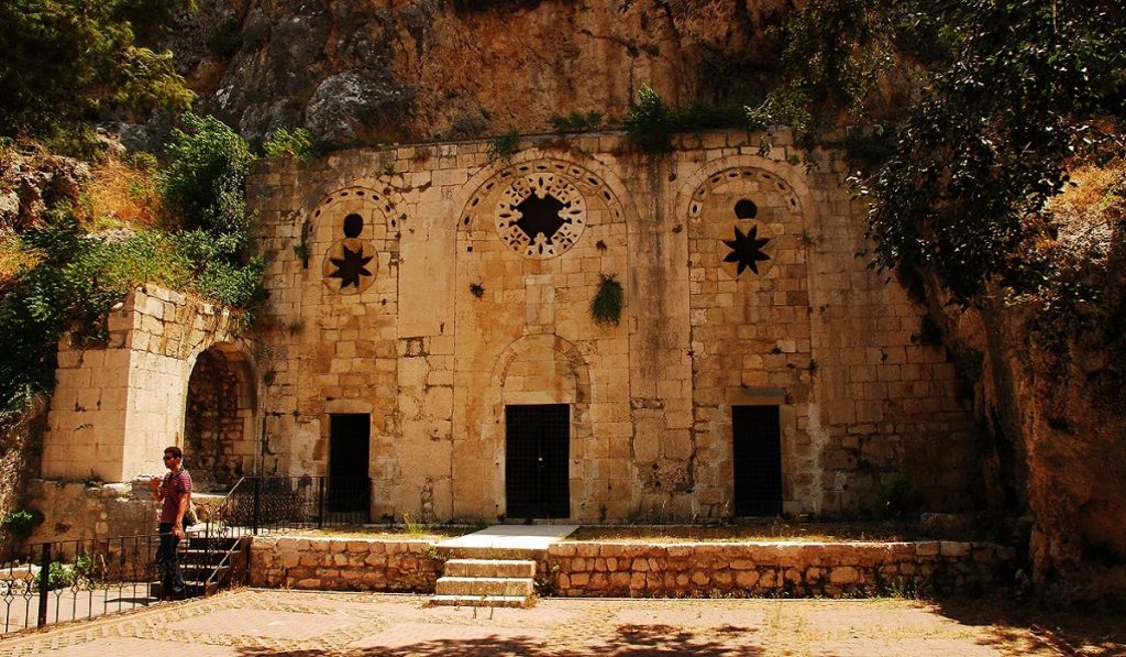 Saint Pierre Kilisesi Hakkında Bilgiler; Nerededir, Mimarisi ve Tarihçesi
