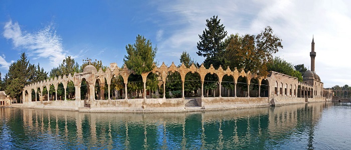 Balıklı Göl'ün Mimarisi