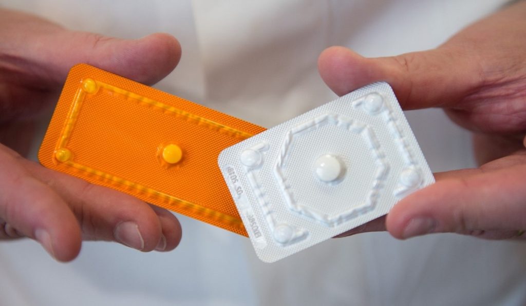 Ertesi Gün Hapı Nedir? Nasıl Kullanılır? Ne İşe Yarar? Yan Etkileri Nelerdir?