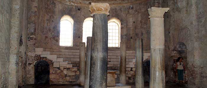 Noel Baba Kilisesi'nin Mimarisi