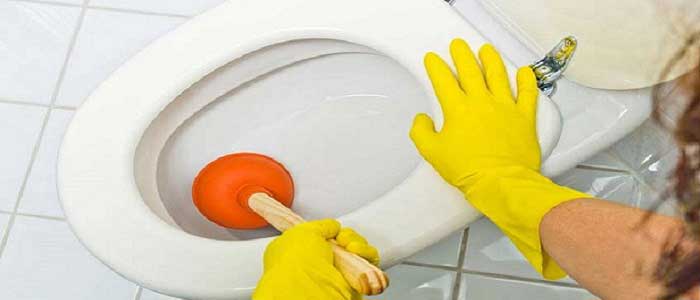 Tıkanmış Tuvalet Pompa ile Nasıl Açılır?