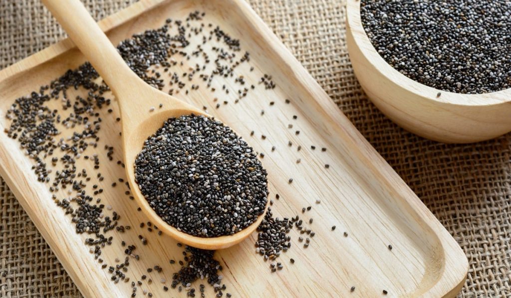 Chia Tohumu Nedir? Nasıl Kullanılır? Faydaları ve Yan Etkileri Nelerdir?