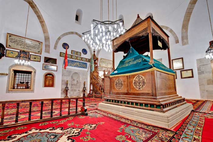 Somuncu Baba (Şeyh Hamid-i Veli) Kimdir? Hayatı ve Eserleri