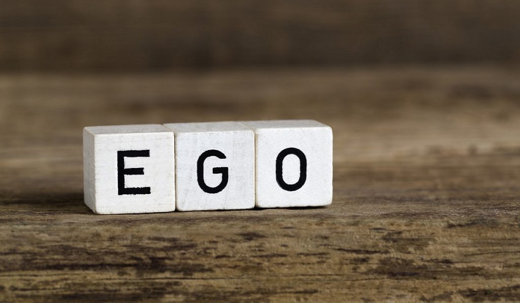 Ego Nedir? Nasıl Anlaşılır? Zararları Nelerdir?