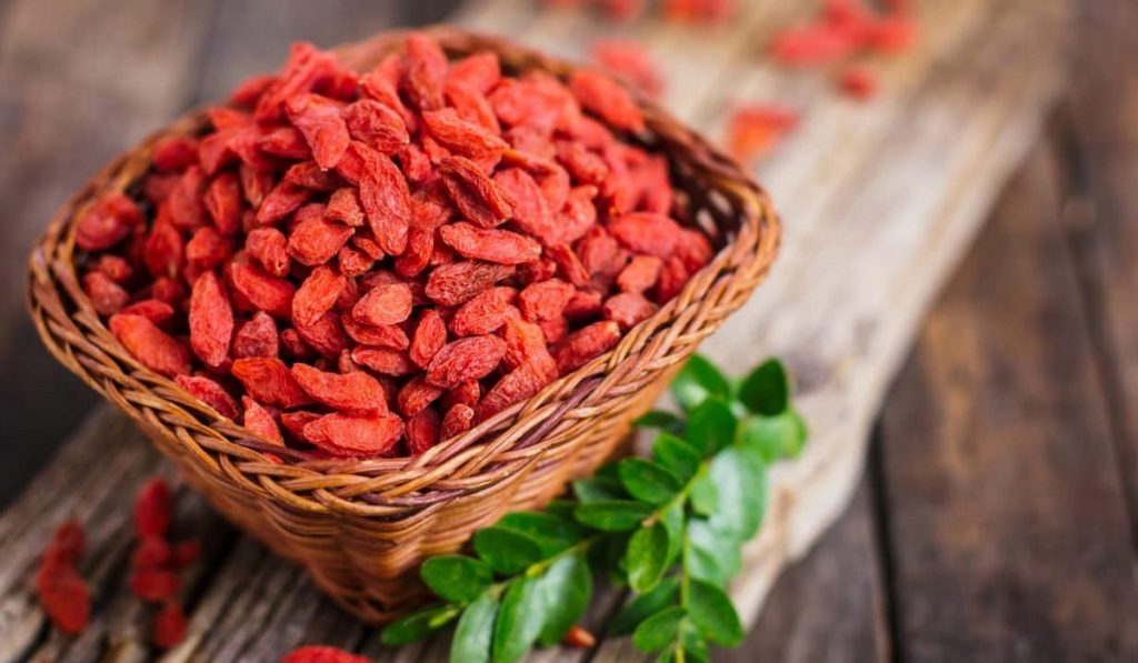 Goji Berry Nedir? Nasıl Kullanılır? Faydaları ve Yan Etkileri Nelerdir?