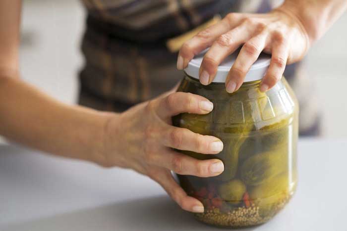 Sıkışmış Kavanoz Kapağı Nasıl Açılır?