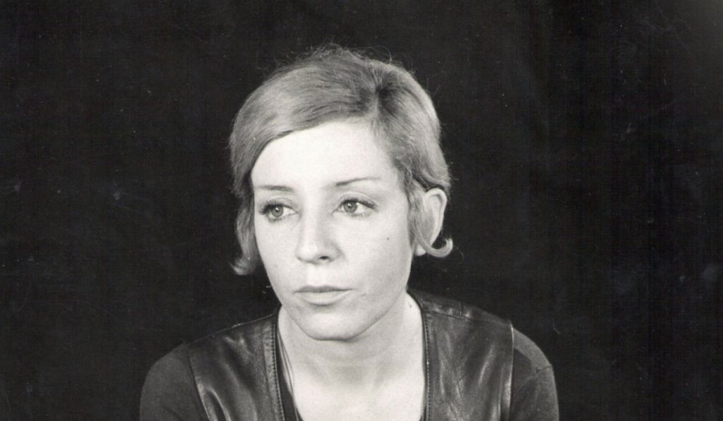 Tomris Uyar Kimdir? Hayatı ve Eserleri