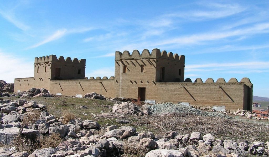 Hattuşaş Antik Kenti Hakkında Bilgiler; Nerededir, Mimarisi ve Tarihçesi
